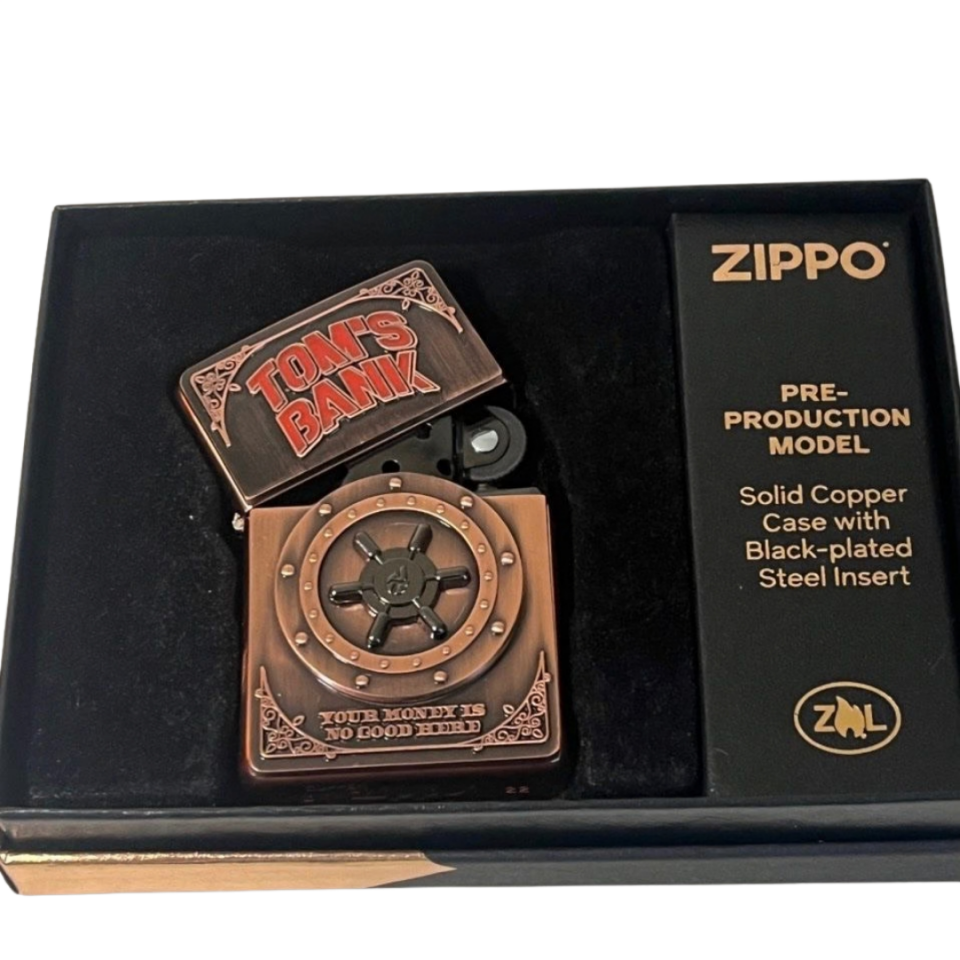 Zippo Tom's Bank No:67/75 Copper limitli çakmak