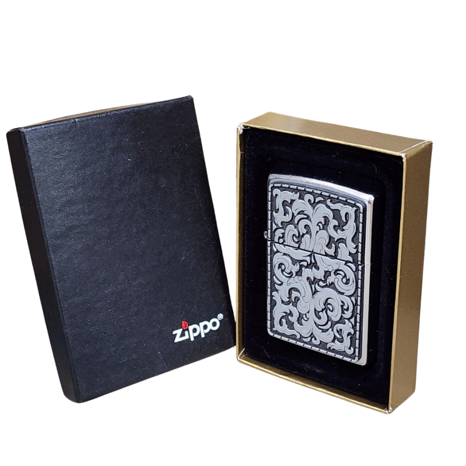 Zippo Marlboro Storming Scroll 2003 model çakmak