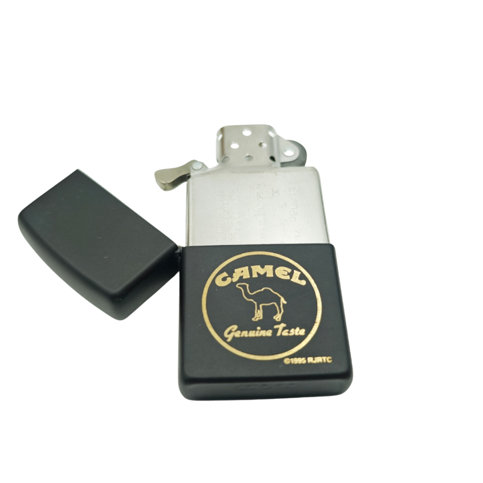Zippo Camel serisi 1994 üretim çakmak