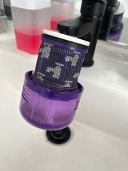 Dyson V15 Detect ve Dyson V11 Filtre temizleyici aparat
